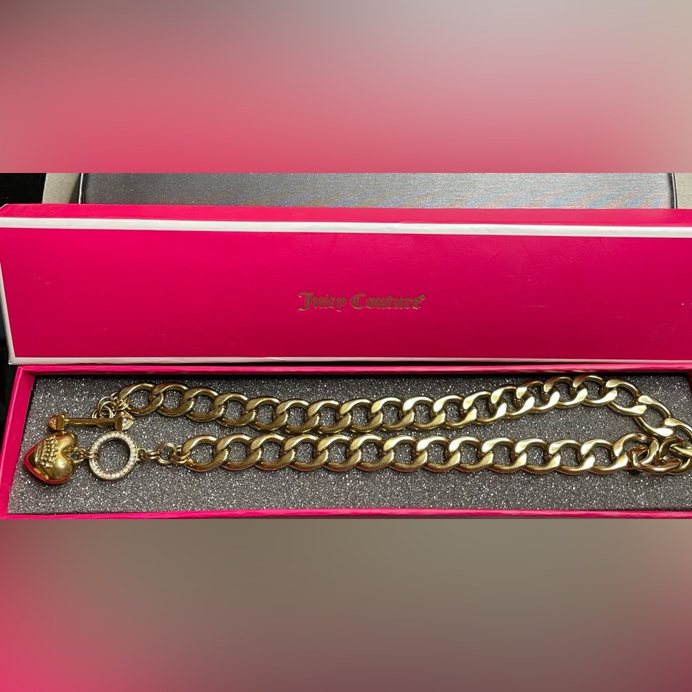 Juicy Couture HTF 2008 Cuban Link Heart Cz Toggle 16-17” Necklace Gold Tone.